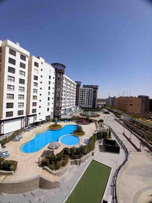 Apartamento Modern In Portoncwith Pool El Cairo